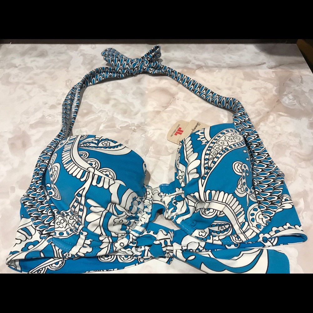 3/$35 Tommy Bahama Bikini Top